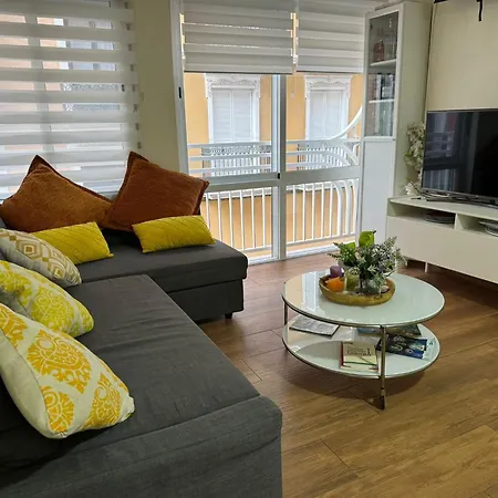 Homestay Apartamento En El Centro De *